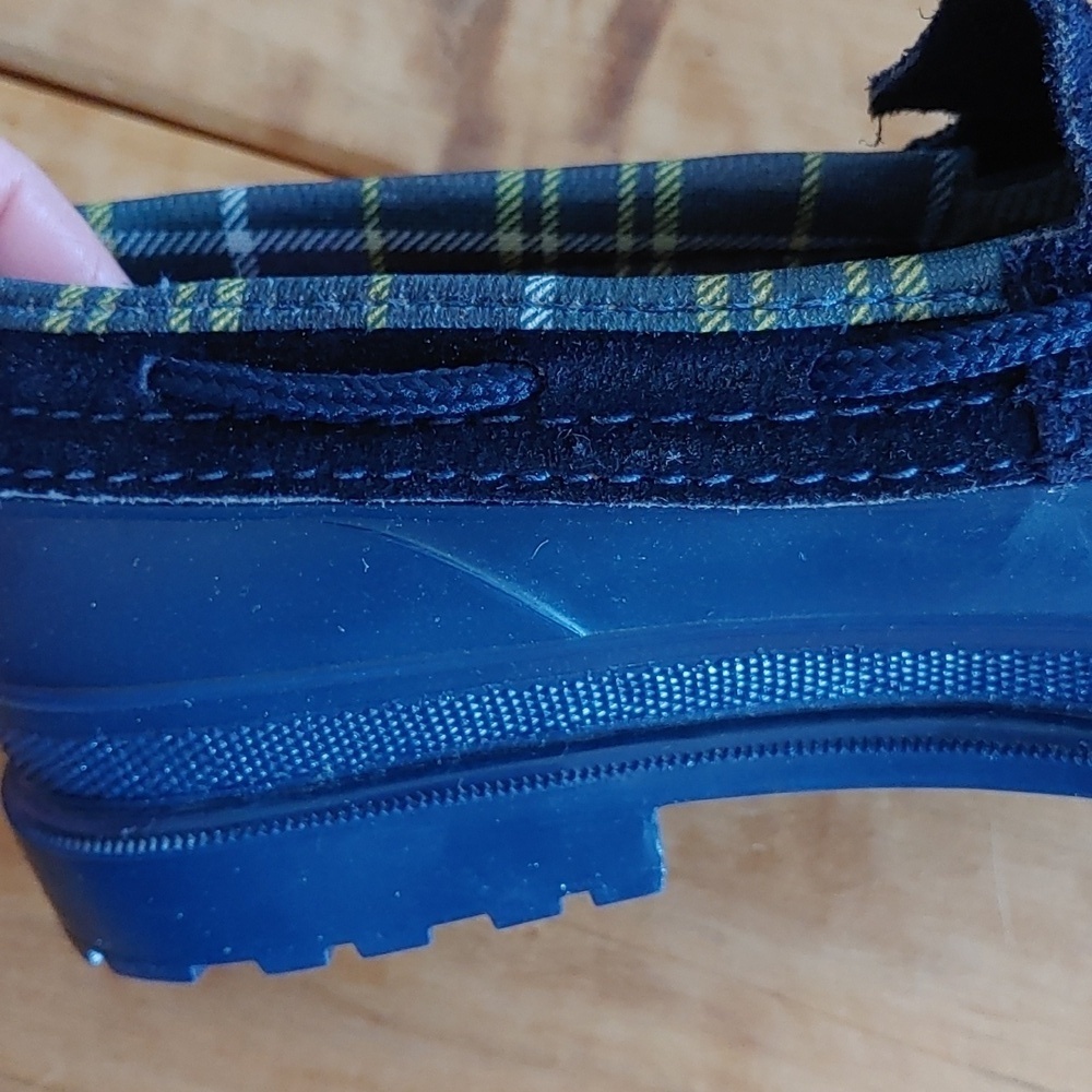 🇨🇦NWT Boys Baffin Navy Waterproof Duck Shoe Youth Size 1 - Picture 6 of 15